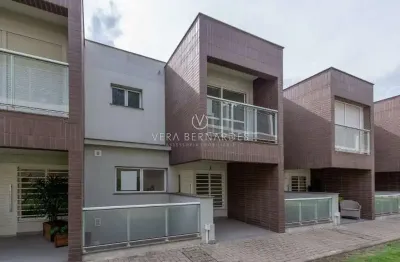Casa em condomínio fechado com 3 quartos à venda na avenida pinheiro borda, --, cristal, porto alegre por r$ 1.890.000