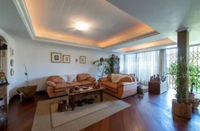 Casa com 3 quartos à venda na rua doutor benjamin camozato, --, jardim isabel, porto alegre por r$ 1.250.000