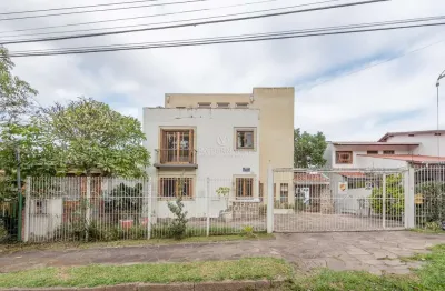 Casa com 5 quartos à venda na rua goitacaz, --, vila assunção, porto alegre por r$ 1.300.000