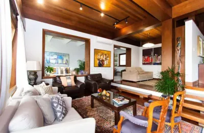 Casa com 3 quartos à venda na rua guato, --, vila assunção, porto alegre por r$ 4.800.000