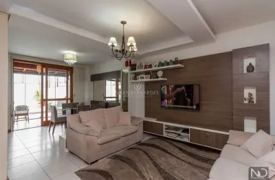 Casa com 3 quartos à venda na rua professor henrique desjardins, --, espírito santo, porto alegre por r$ 580.000