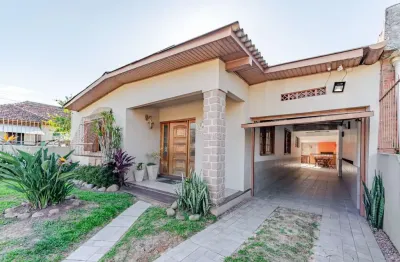 Casa com 4 quartos à venda na avenida imperial, --, ipanema, porto alegre por r$ 750.000