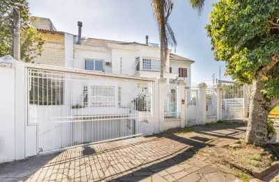 Casa com 4 quartos à venda na rua doutor pitrez, --, ipanema, porto alegre por r$ 1.350.000