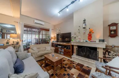 Casa com 3 quartos à venda na rua doutor pio ângelo, --, ipanema, porto alegre por r$ 950.000
