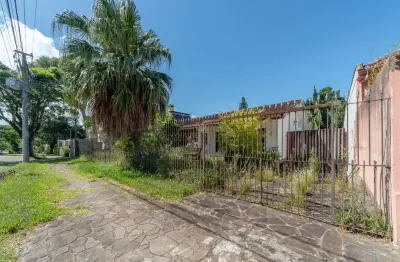 Casa com 5 quartos à venda na rua cariri, --, vila assunção, porto alegre por r$ 1.800.000