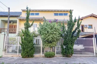 Casa com 4 quartos à venda na rua ancara, --, espírito santo, porto alegre por r$ 890.000
