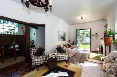 Casa com 3 quartos à venda na avenida guaíba, --, vila assunção, porto alegre por r$ 950.000