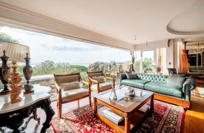 Casa com 4 quartos à venda na rua bororó, --, vila assunção, porto alegre por r$ 2.660.000