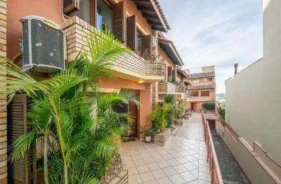 Casa em condomínio fechado com 3 quartos à venda na rua padre joão batista reus, --, vila conceição, porto alegre por r$ 1.060.000