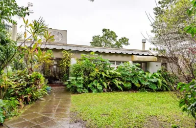 Casa com 5 quartos à venda na rua coroados, --, vila assunção, porto alegre por r$ 4.000.000