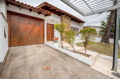 Casa com 3 quartos à venda na rua doutor joão palombini, --, ipanema, porto alegre por r$ 850.000