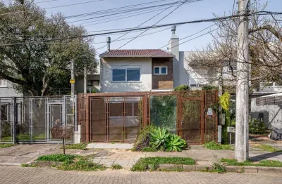 Casa com 3 quartos à venda na rua ivo walter kern, --, hípica, porto alegre por r$ 699.000