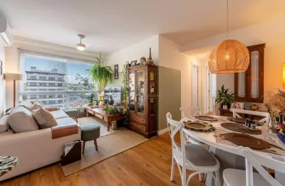 Apartamento com 2 quartos à venda na rua doutor pereira neto, --, tristeza, porto alegre por r$ 690.000