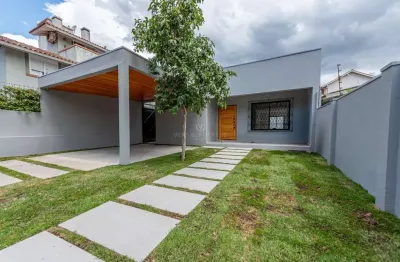 Casa com 3 quartos à venda na rua doutor pereira neto, --, tristeza, porto alegre por r$ 900.000