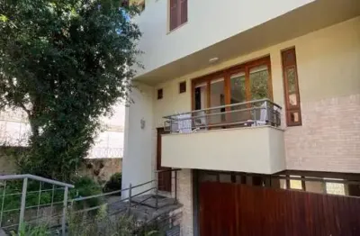 Casa em condomínio fechado com 3 quartos à venda na rua edgar luiz schneider, --, jardim isabel, porto alegre por r$ 898.000