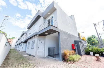 Casa em condomínio fechado com 2 quartos à venda na Rua Doutor Pereira Neto, --, Tristeza, Porto Alegre por R$ 345.000