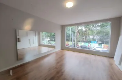 Sobrado Comercial para Locaçao - Próximo ao Largo do Clipper