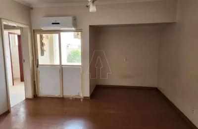 Apartamento no condomínio edifício arcadas do icaray em araçatuba/sp