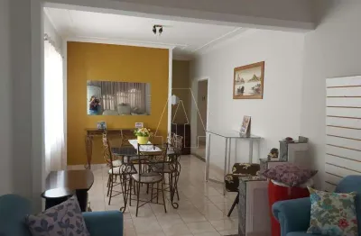 Casa com 4 quartos à venda no Amizade, Araçatuba 