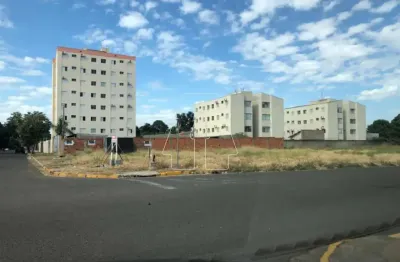 Terreno à venda no Conjunto Habitacional Castelo Branco, Araçatuba 