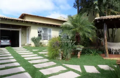 Casa com 4 quartos à venda na Vila São Paulo, Araçatuba 