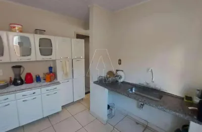Casa com 3 quartos à venda no Umuarama, Araçatuba 
