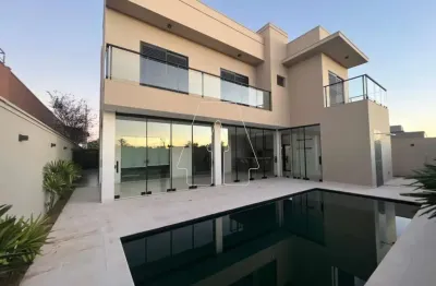 Casa em condomínio fechado no alphaville i em araçatuba/sp