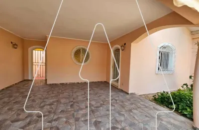Casa com 3 quartos à venda na Vila São Paulo, Araçatuba 