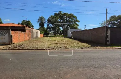 Terreno à venda no Petit-Trianon, Araçatuba 