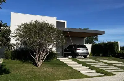 Casa em condomínio fechado com 3 quartos à venda na senador teotônio vilela, km 8, alvorada, araçatuba por r$ 2.800.000