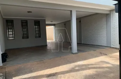 Casa em condomínio fechado com 3 quartos para alugar no são joão, araçatuba  por r$ 3.000