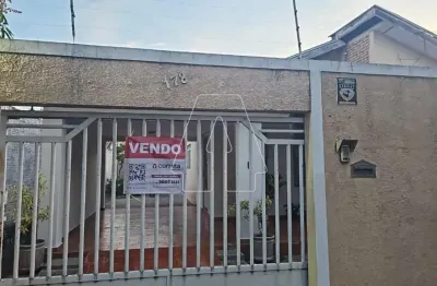 Casa com 2 quartos à venda na augusto keller, 178, amizade, araçatuba por r$ 250.000