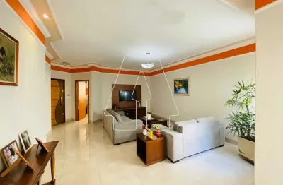 Casa com 3 quartos à venda no Ipanema, Araçatuba  por R$ 650.000