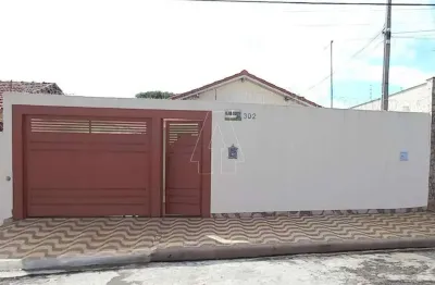 Casa com 3 quartos à venda no jardim brasil, araçatuba  por r$ 300.000