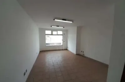 Sala comercial para alugar no Paraíso, Araçatuba 
