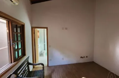 Casa com 3 quartos à venda no Morumbi, Araçatuba  por R$ 600.000