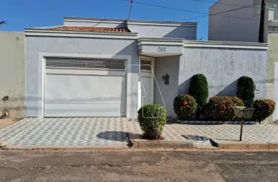 Casa com 2 quartos à venda na abílio mendes de oliveira júnior, 502, vila aeronáutica, araçatuba por r$ 350.000