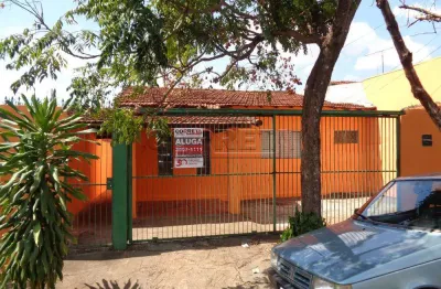Casa com 3 quartos à venda no umuarama, araçatuba  por r$ 300.000