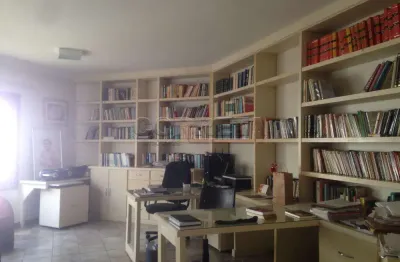 Casa com 5 quartos à venda na senador assis chateaubriand, 593, saudade, araçatuba por r$ 2.200.000