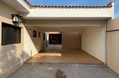 Casa com 4 quartos para alugar no presidente, araçatuba  por r$ 4.500