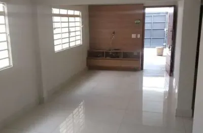 Casa com 3 quartos para alugar no paraíso, araçatuba  por r$ 2.900