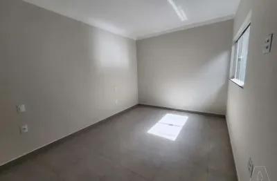 Casa com 2 quartos para alugar no umuarama, araçatuba  por r$ 1.500