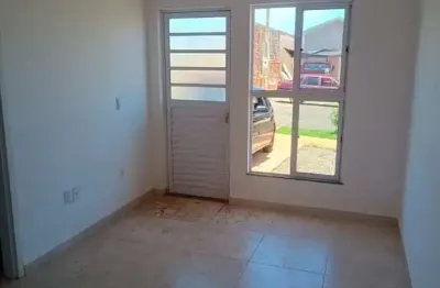 Casa com 2 quartos para alugar no residencial paquerê, araçatuba  por r$ 750