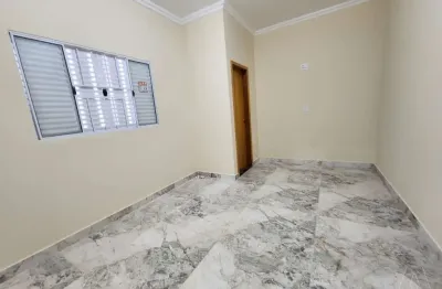 Casa com 2 quartos para alugar no Santana, Araçatuba  por R$ 2.000