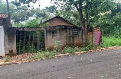 Terreno à venda no Parque Baguaçu, Araçatuba 