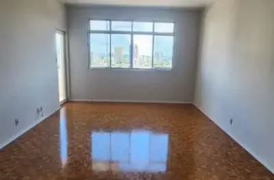 Apartamento com 3 quartos para alugar no Centro, Araçatuba  por R$ 1.600