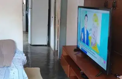 Casa com 2 quartos à venda no Conjunto Habitacional Claudionor Cinti, Araçatuba  por R$ 180.200