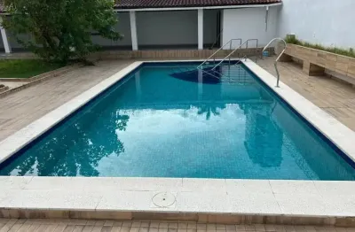Casa em condomínio fechado com 4 quartos para alugar na Avenida Constantino Nery, 12, Chapada, Manaus