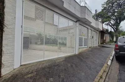 Casa condomínio 180m2, com 3 quartos, 2 vagas e área gourmet em vila lúcia