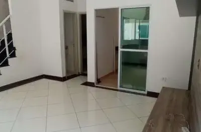 Casa condomínio 120m2, 3 dormitórios, com churrasqueira